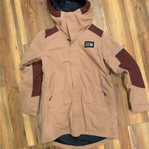 Mountain hardwear jacket